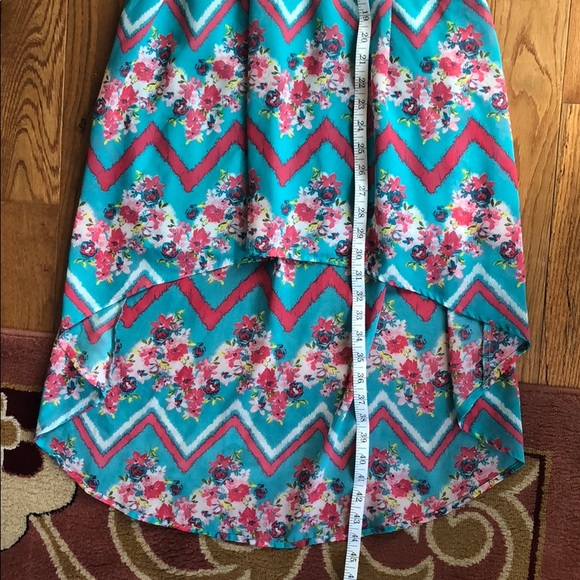 Cute Patterned High-Low Dress - Picture 7 of 8